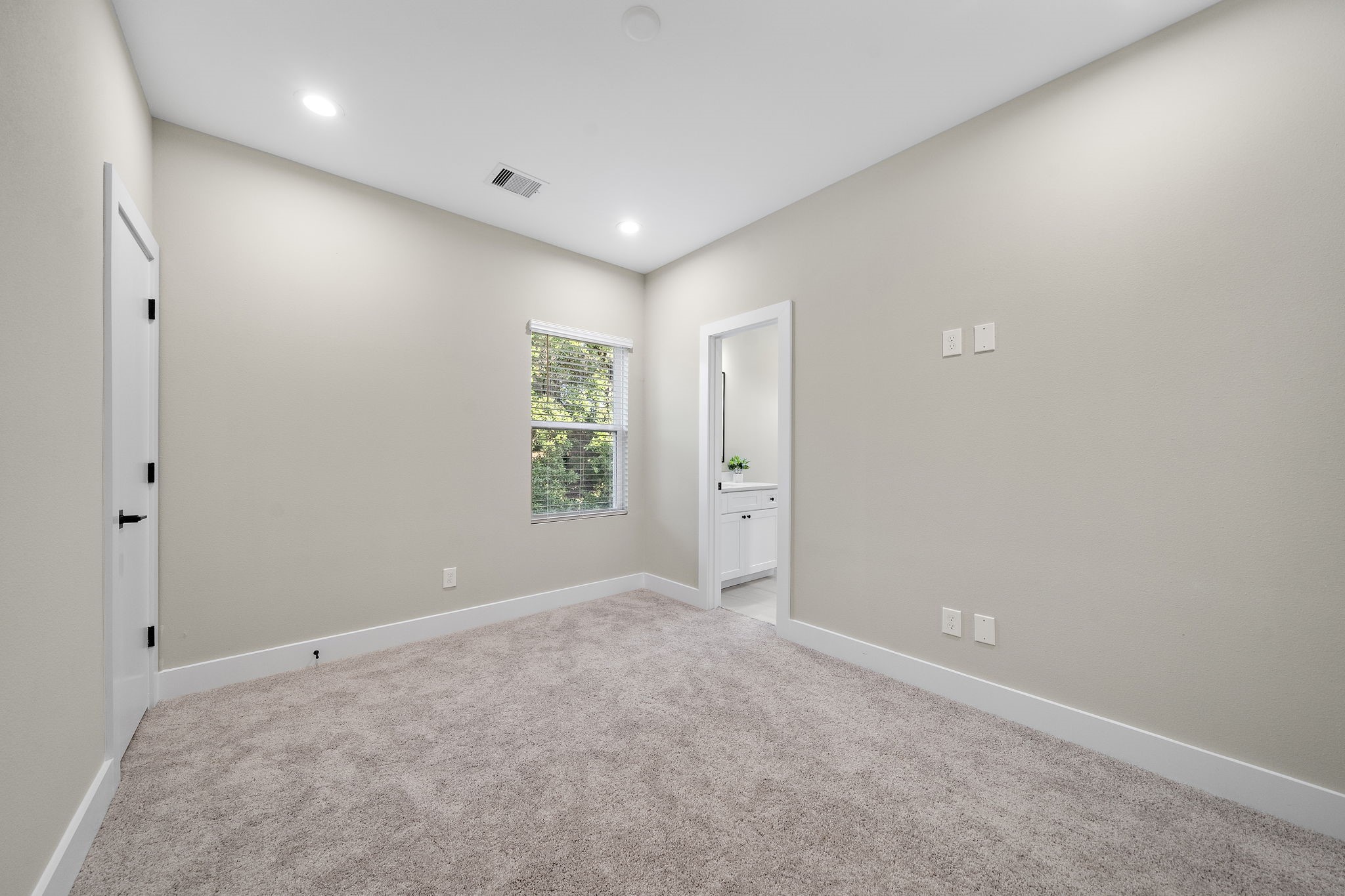 11 Wellford Street, Unit B Houston, TX 77022 - Photo 15 of 21