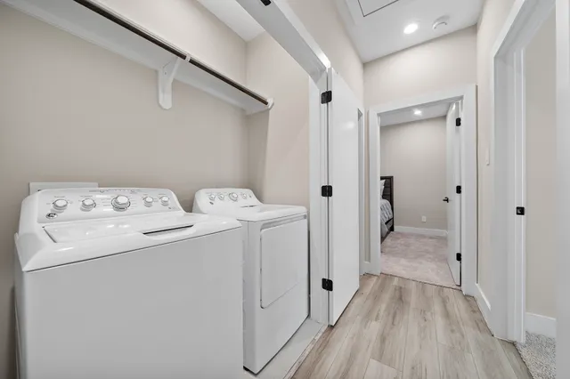 $2,099 | 11 Wellford Street, Unit B, Houston, TX 77022