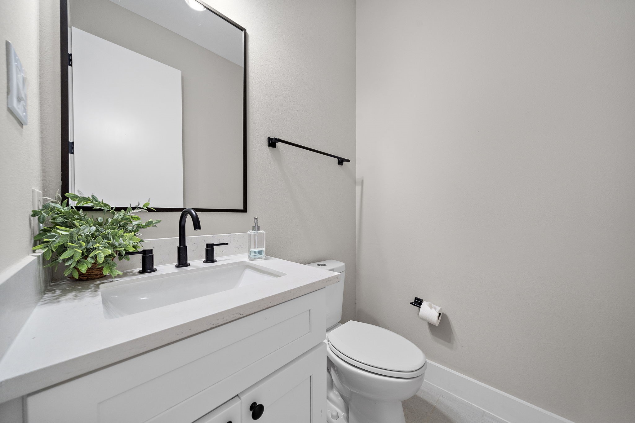 11 Wellford Street, Unit B Houston, TX 77022 - Photo 10 of 21