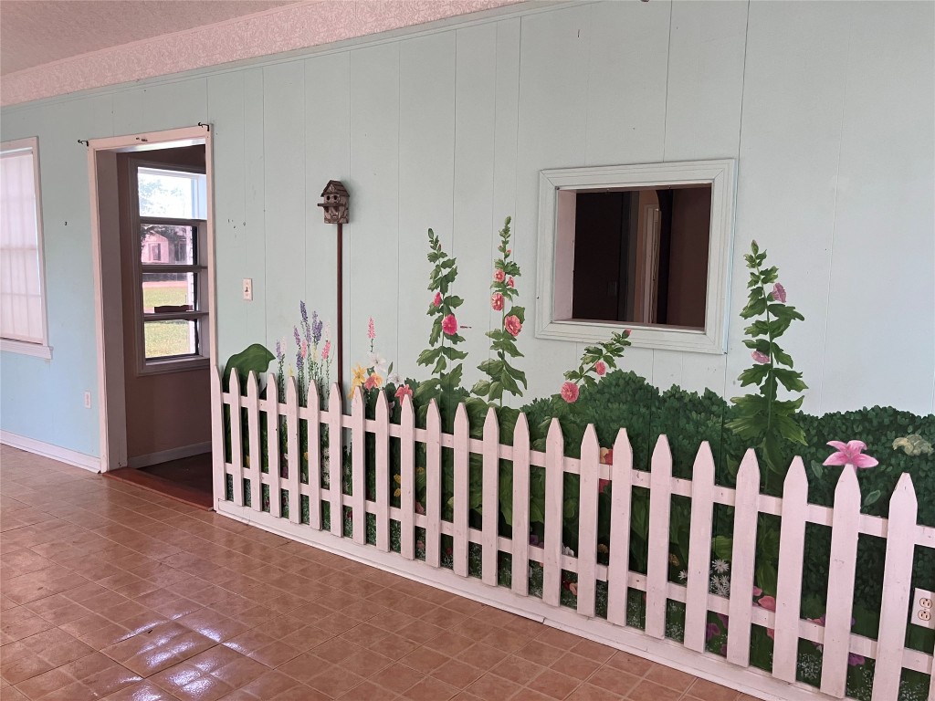 5012 Winding Way Dickinson, TX 77539 - Photo 4 of 23 a view of a porch