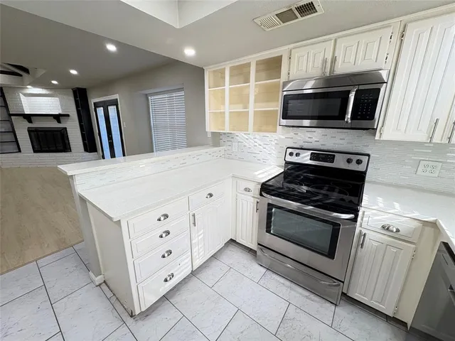 $2,200 | 901 Fiero Drive, Arlington, TX 76001