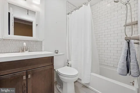 $414,000 | 7440 Hill Road, Philadelphia, PA 19128