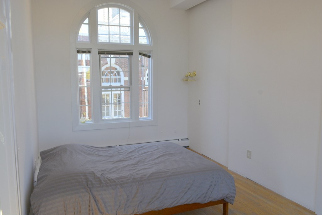 19 Market Street Warren, RI 02885 - Photo 17 of 37 Gallery Image 17