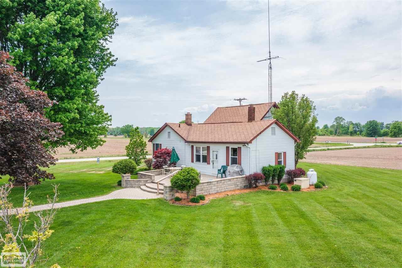 8840 Marquette Road Goodells, MI 48027 - Photo 4 of 40