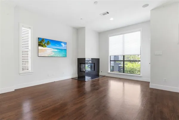 $575,000 | 4211 Rawlins Street, Unit 530, Dallas, TX 75219