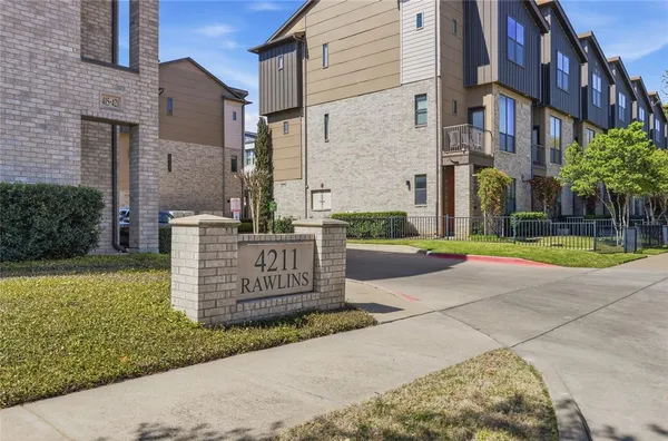 $575,000 | 4211 Rawlins Street, Unit 530, Dallas, TX 75219