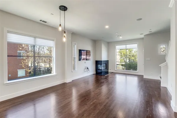 $575,000 | 4211 Rawlins Street, Unit 530, Dallas, TX 75219