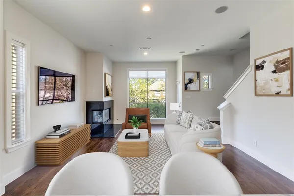 $575,000 | 4211 Rawlins Street, Unit 530, Dallas, TX 75219