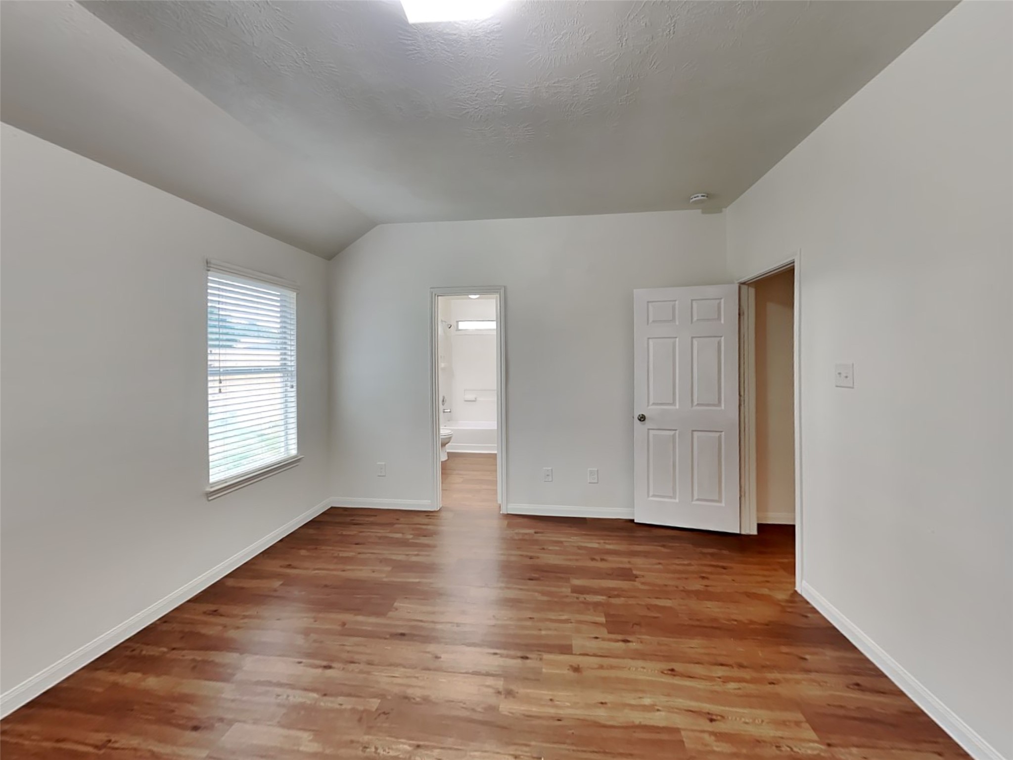 15726 Regal Trace Lane Houston, TX 77073 - Photo 7 of 18