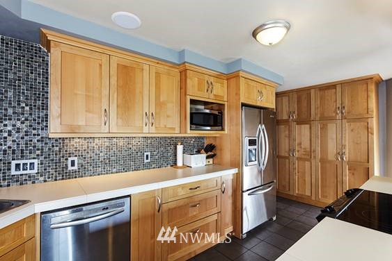 311 East Wiser Lake Road Lynden, WA 98264 - Photo 5 of 16