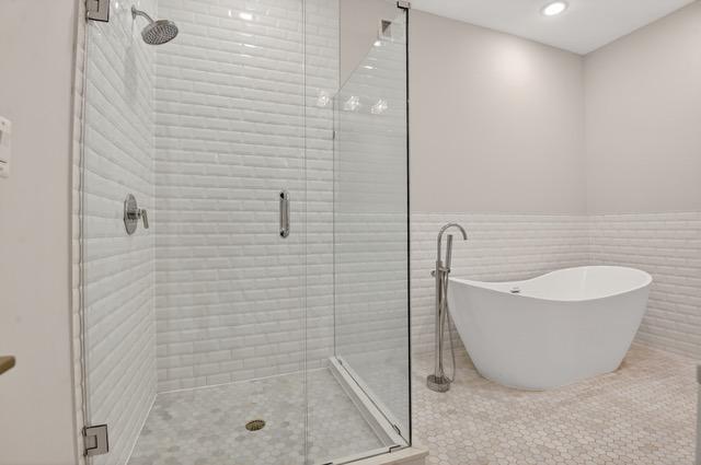217 20th Street Northeast, Unit 2 Washington, DC 20002 - Photo 9 of 17 Unique Serene spa-like Bathroom with 2 person tub
