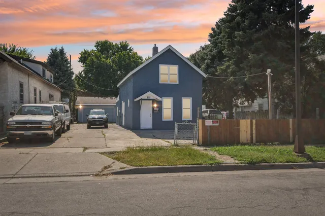 $299,000 | 612 Bush Avenue, St. Paul, MN 55130