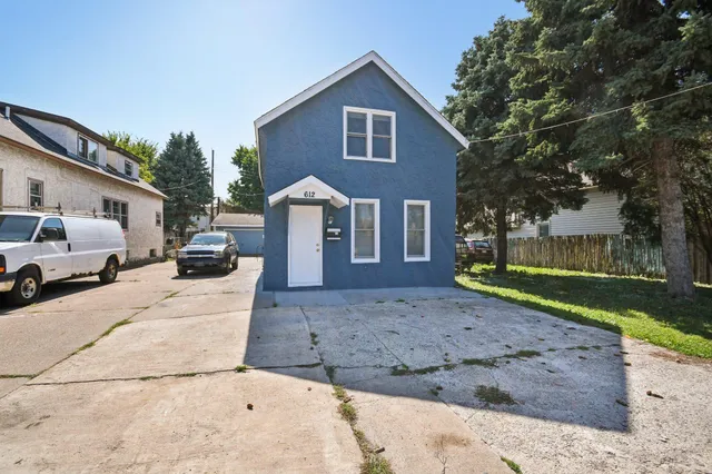 $299,000 | 612 Bush Avenue, St. Paul, MN 55130