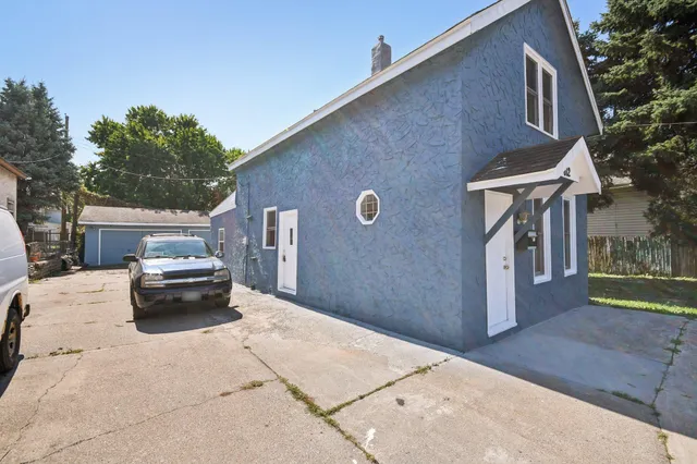 $299,000 | 612 Bush Avenue, St. Paul, MN 55130