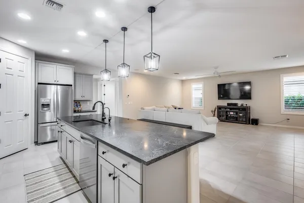$3,000 | 7308 West Tombstone Trail, Peoria, AZ 85383