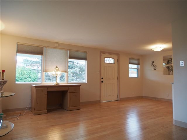 421 Main Street Gorham, NH 03581 - Photo 5 of 9 Gallery Image 5