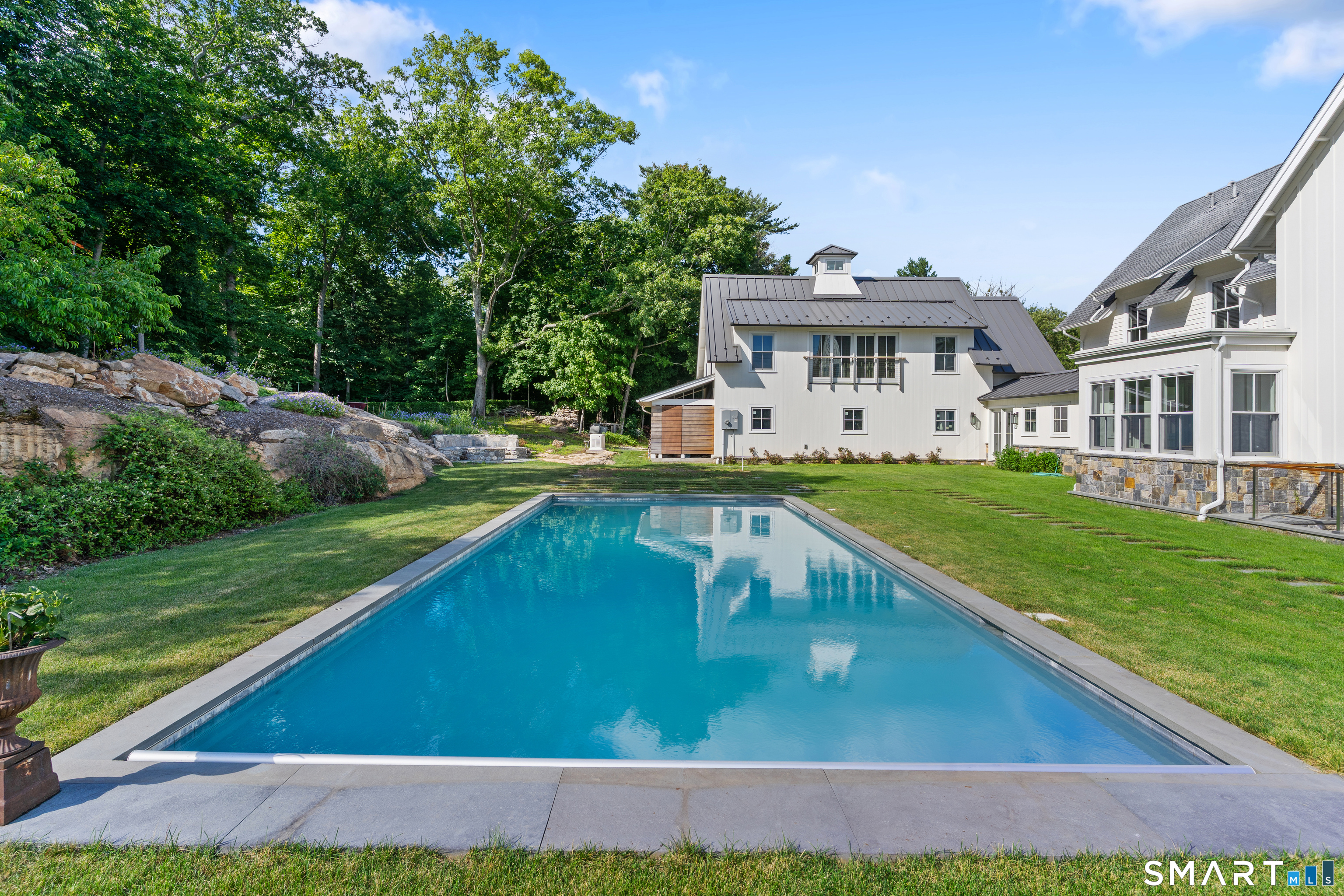 244 Pine Orchard Road Branford, CT 06405 - Photo 6 of 36