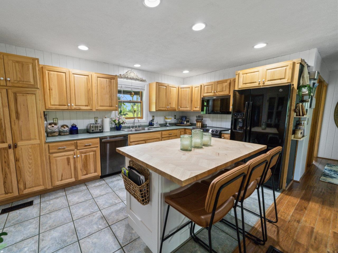 3733 South Reynolds Road Thompsonville, MI 49683 - Photo 13 of 42 Gallery Image 13