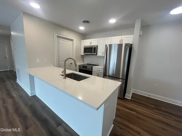 $2,468 | 60 Weibel Avenue, Unit 1FL202, Saratoga Springs, NY 12866