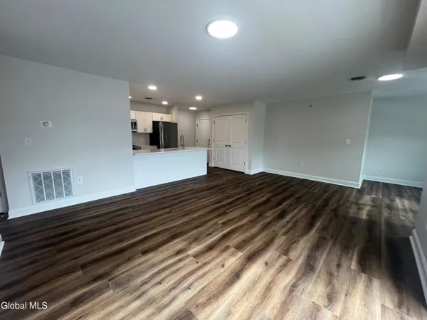 $2,468 | 60 Weibel Avenue, Unit 1FL202, Saratoga Springs, NY 12866