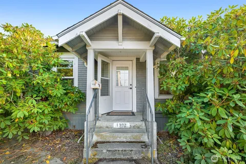 $825,000 | 1302 Larrabee Avenue, Bellingham, WA 98225