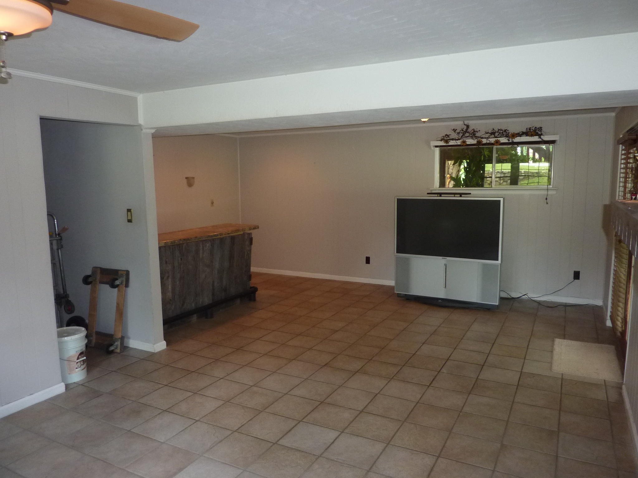 606 Diamond Road Salem, VA 24153 - Photo 20 of 23 P1040504
