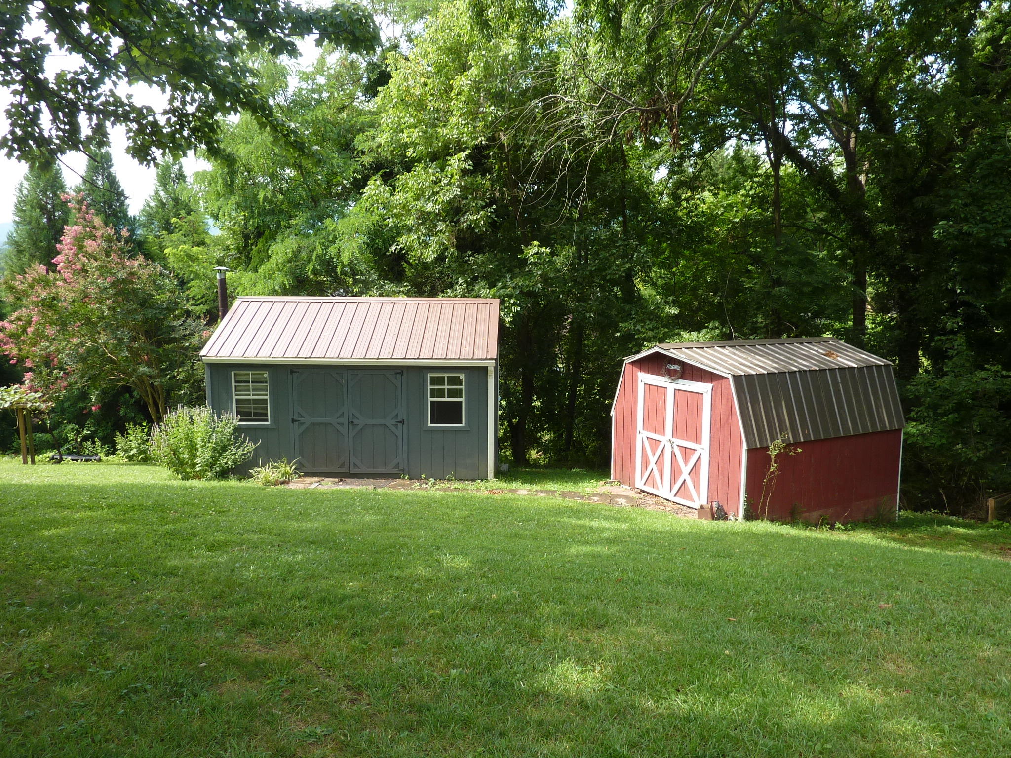606 Diamond Road Salem, VA 24153 - Photo 9 of 23 P1040480