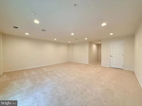 $2,900 | 7296 Dorchester Woods Lane, Hanover, MD 21076