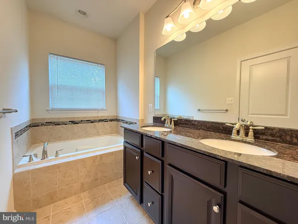$2,900 | 7296 Dorchester Woods Lane, Hanover, MD 21076