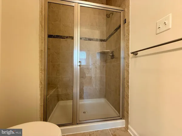 $2,900 | 7296 Dorchester Woods Lane, Hanover, MD 21076