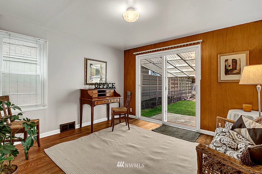 524 North 72nd Street Seattle, WA 98103 - Photo 9 of 10 Gallery Image 9