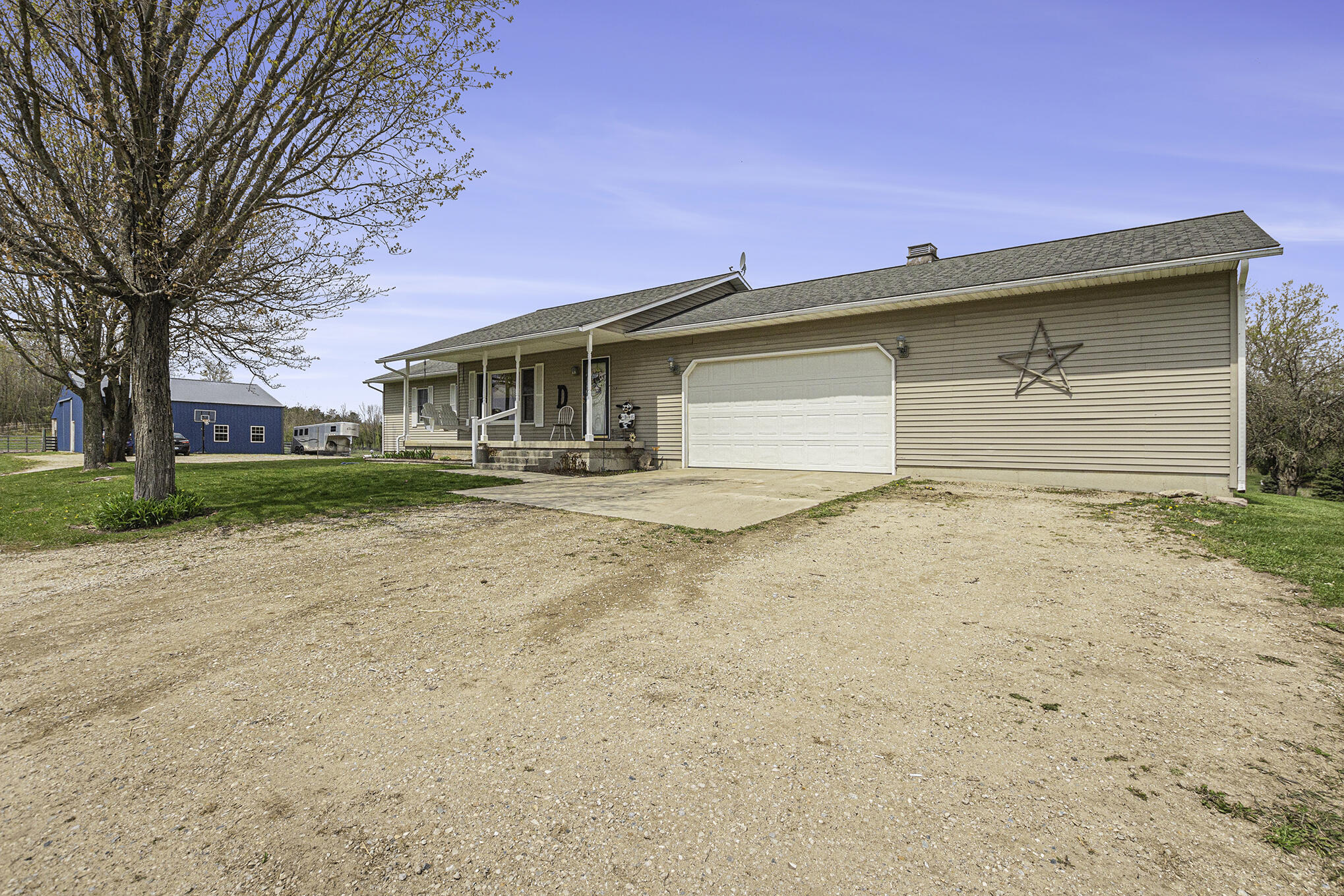 11604 88th Street Reed City, MI 49677 - Photo 3 of 45 004_converted_46