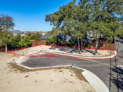 $449,500 | 612 Athenia Drive, Fort Worth, TX 76114