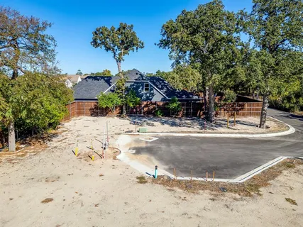 $449,500 | 612 Athenia Drive, Fort Worth, TX 76114