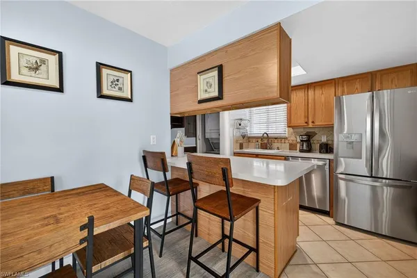 $2,000 | 3372 Alouette Circle, Unit 1, Fort Myers, FL 33907
