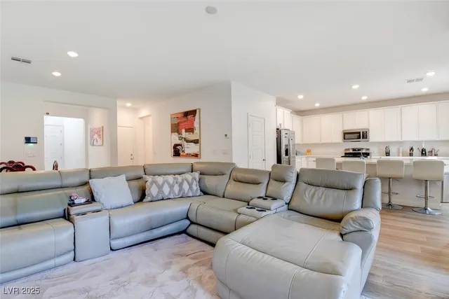 $467,500 | Undisclosed Address, Las Vegas, NV 89156