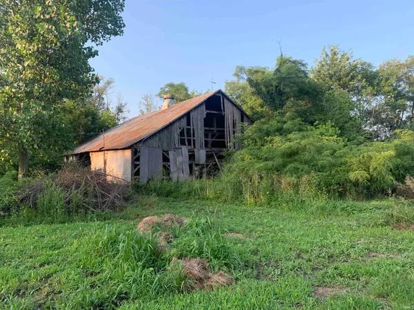$499,000 | 5141 East 300 South, Hartford City, IN 47348