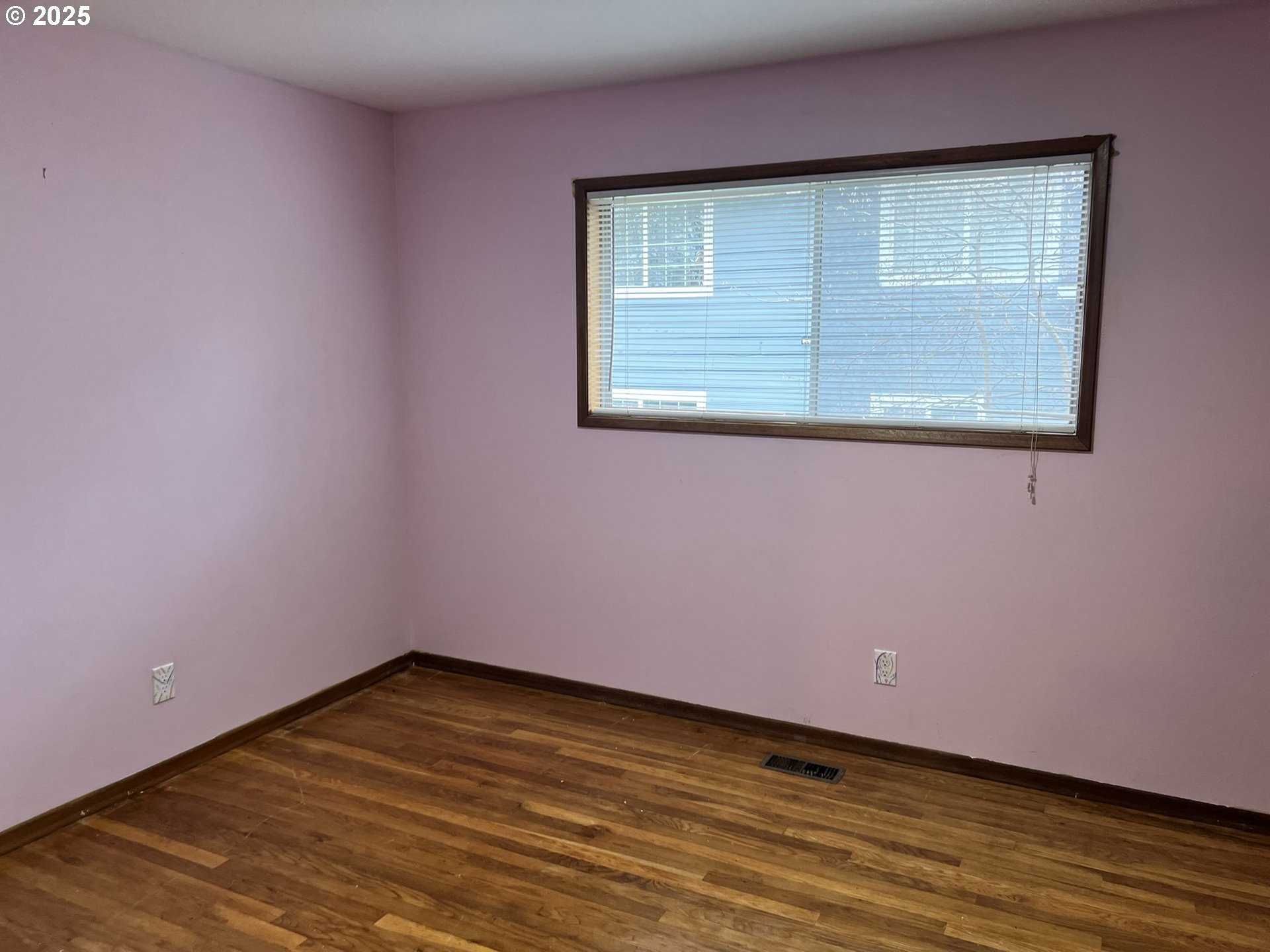 17817 Oatfield Road Gladstone, OR 97027 - Photo 7 of 31 Bedroom