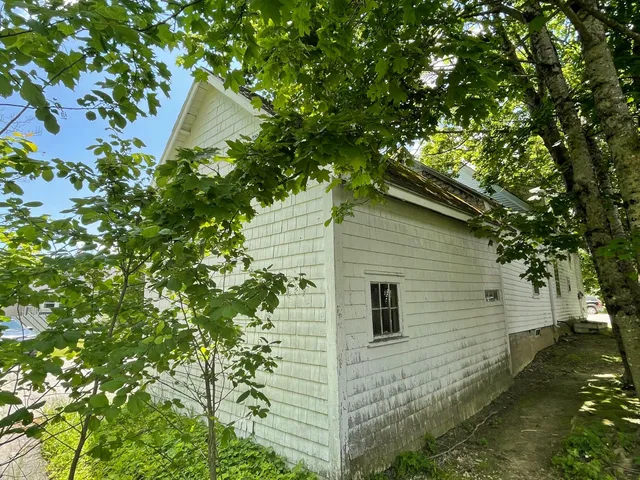 $69,000 | 29 Broadway Street, Machias, ME 04654