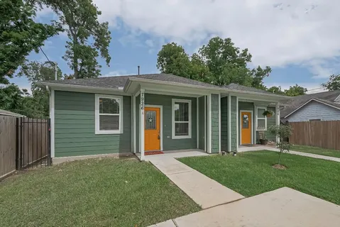 $420,000 | 7926 Easter Street, Houston, TX 77088