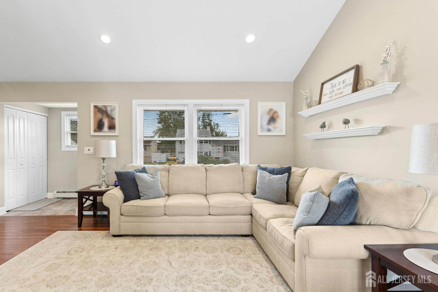 16 Neptune Place Colonia, NJ 07067 - Photo 7 of 34