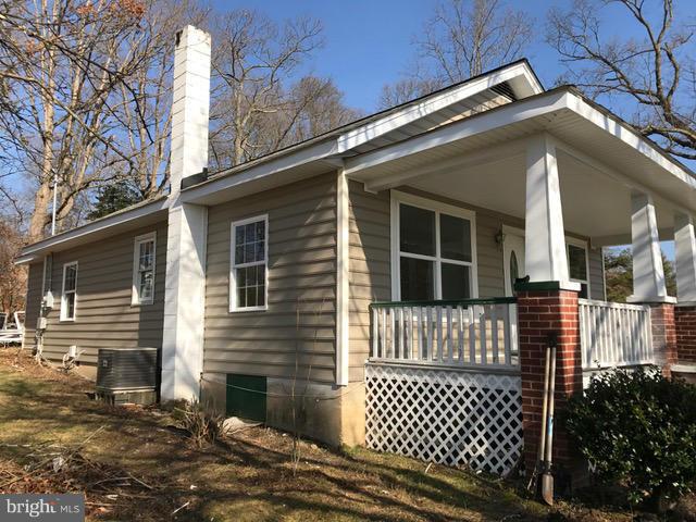 223 Forest Lane Road Fredericksburg, VA 22405 - Photo 4 of 15 a front view of a house