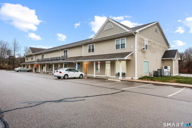 $1,600 | 24 Hartford Road, Unit 10, Salem, CT 06420