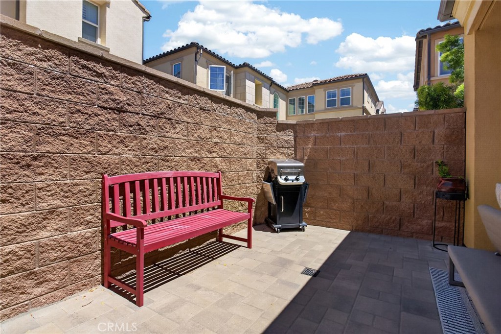 20667 West Beech Porter Ranch, CA 91326 - Photo 15 of 60