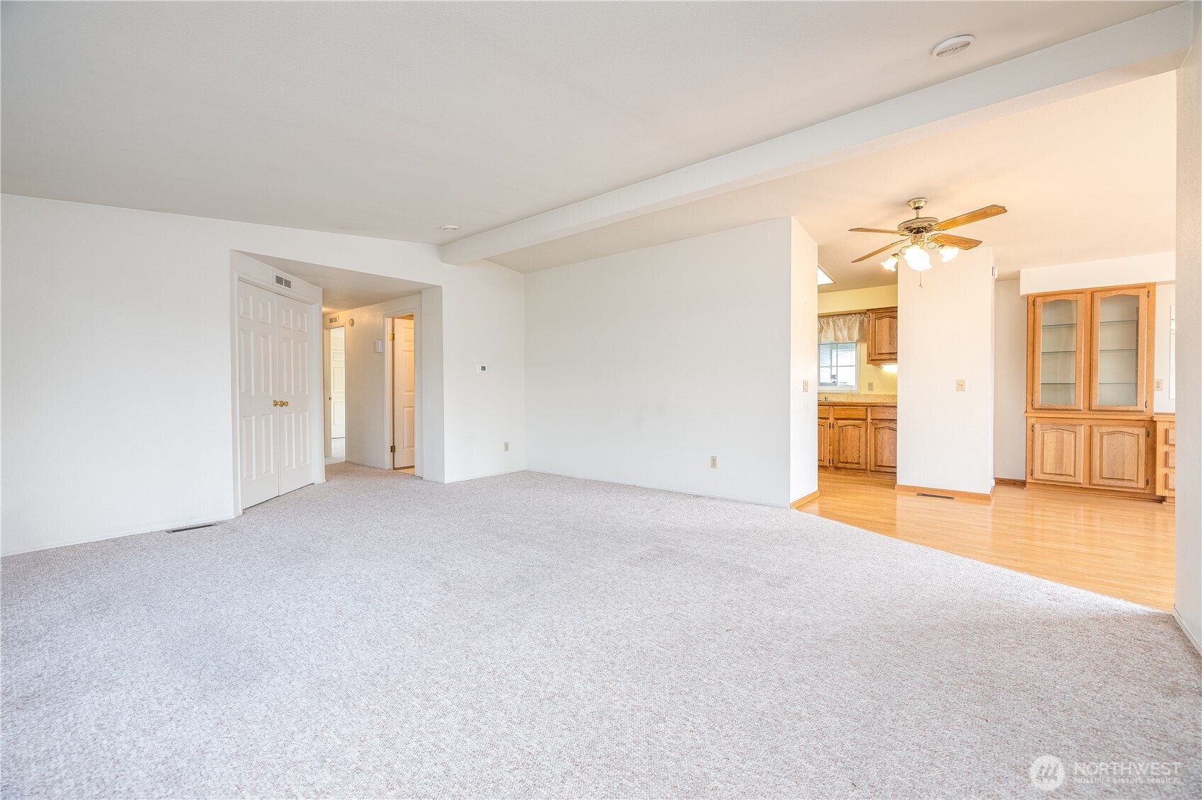 3802 James Street, Unit 82 Bellingham, WA 98226 - Photo 15 of 29 a view of an empty room with a window