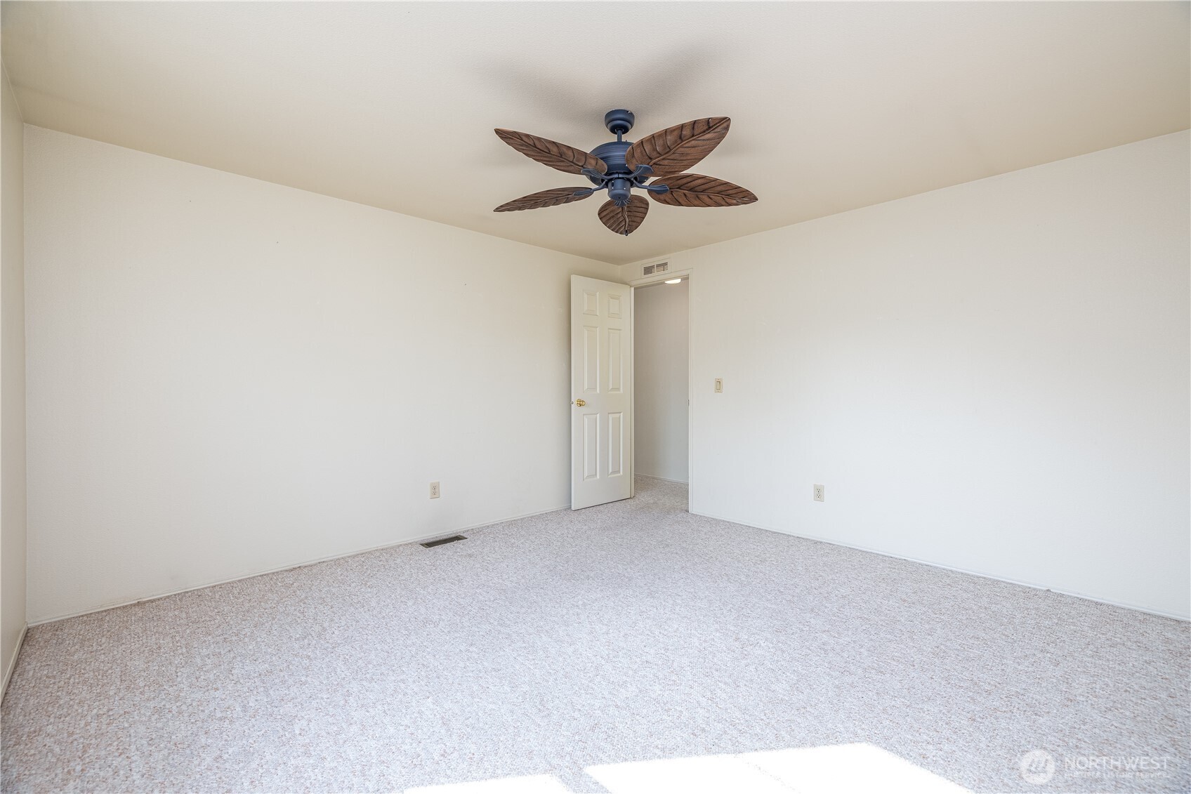 3802 James Street, Unit 82 Bellingham, WA 98226 - Photo 28 of 29 a view of an empty room
