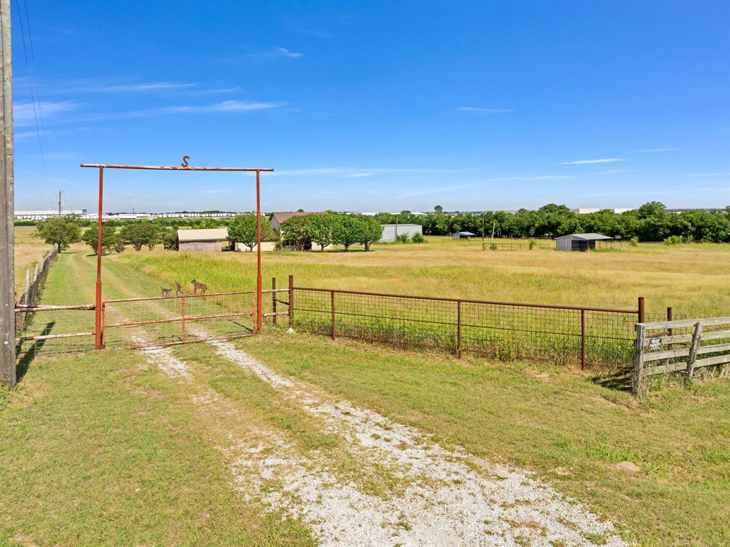 1795 Melton Road Sanger, TX 76266 - Photo 1 of 17