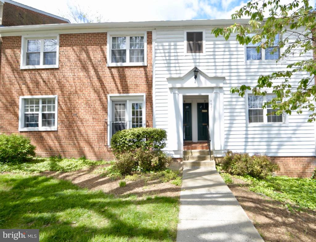 4621 A 28th Road South, Unit A Arlington, VA 22206 - Photo 1 of 7