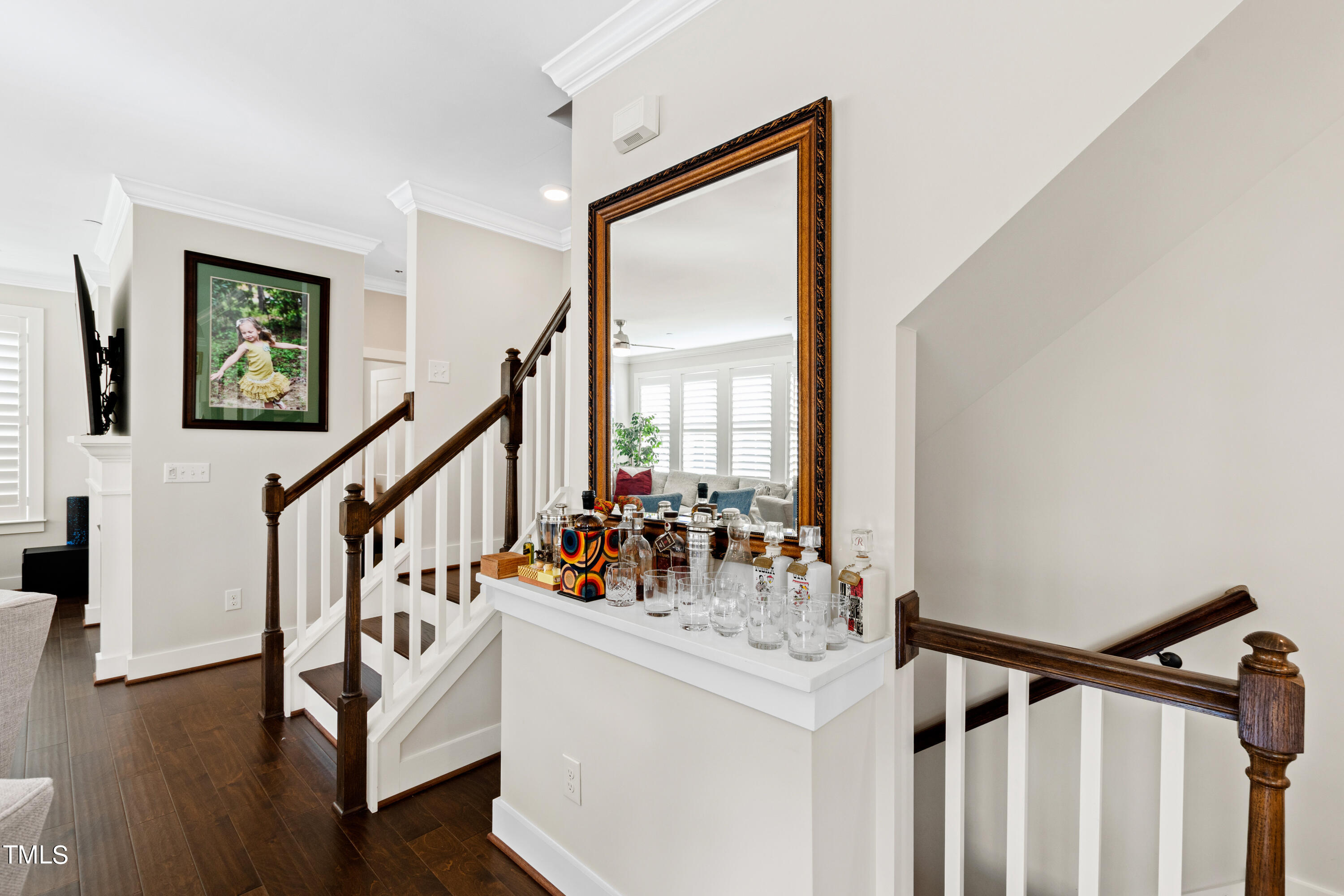 1610 Draper View Loop, Unit 106 Raleigh, NC 27608 - Photo 12 of 36 Bar