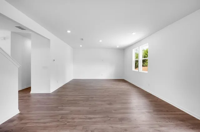 $397,990 | 229 Groveton Court, Euharlee, GA 30145